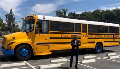 A school district here is partnering with an electric vehicle software supplier for charging management and data collection as it plans to transition to an all-electric bus fleet.